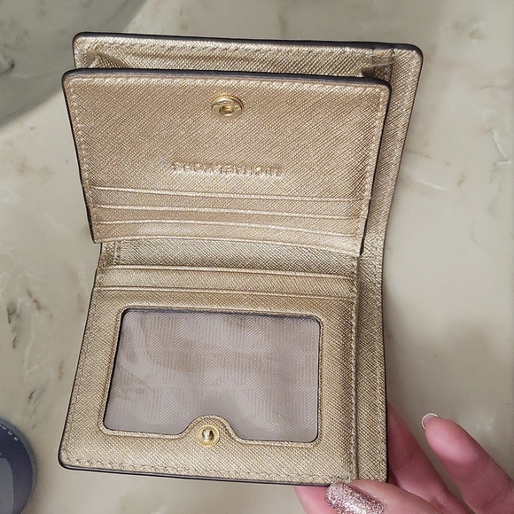 Michael Kors Gold Wallet - Picture 2 of 3